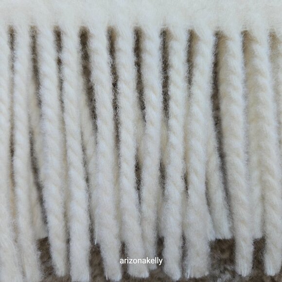 NWOT {LUXURY} Wool Cashmere Scarf Thick Soft *AMAZING* - Picture 13 of 17